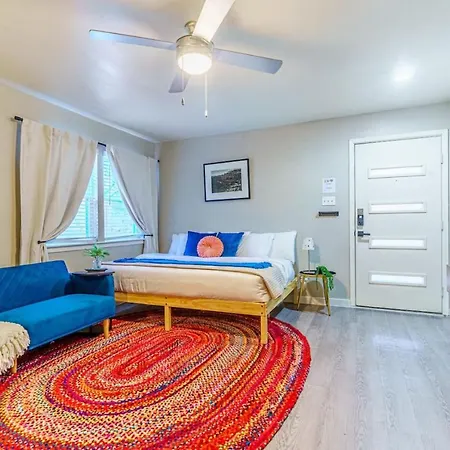 Chic Deluxe Studio-Pet Friendly-10 Min To Dt